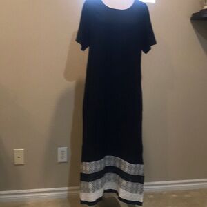 National, since 1952, Black & White Maxi Geometric  Lace Hem Side Pockets-L